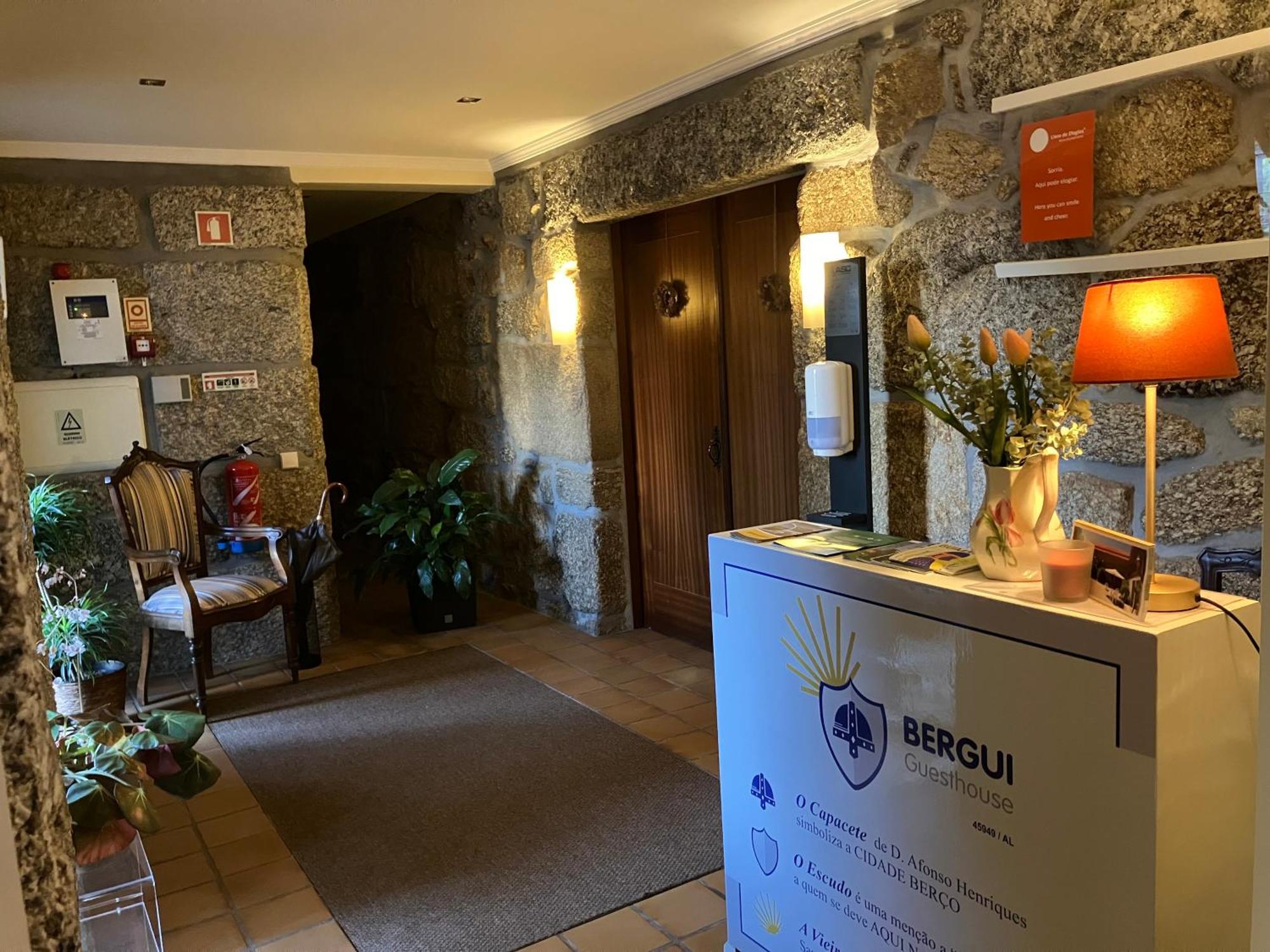 Bergui Guesthouse - Em Guimaraes Desde 2017 Guimarães Exterior foto