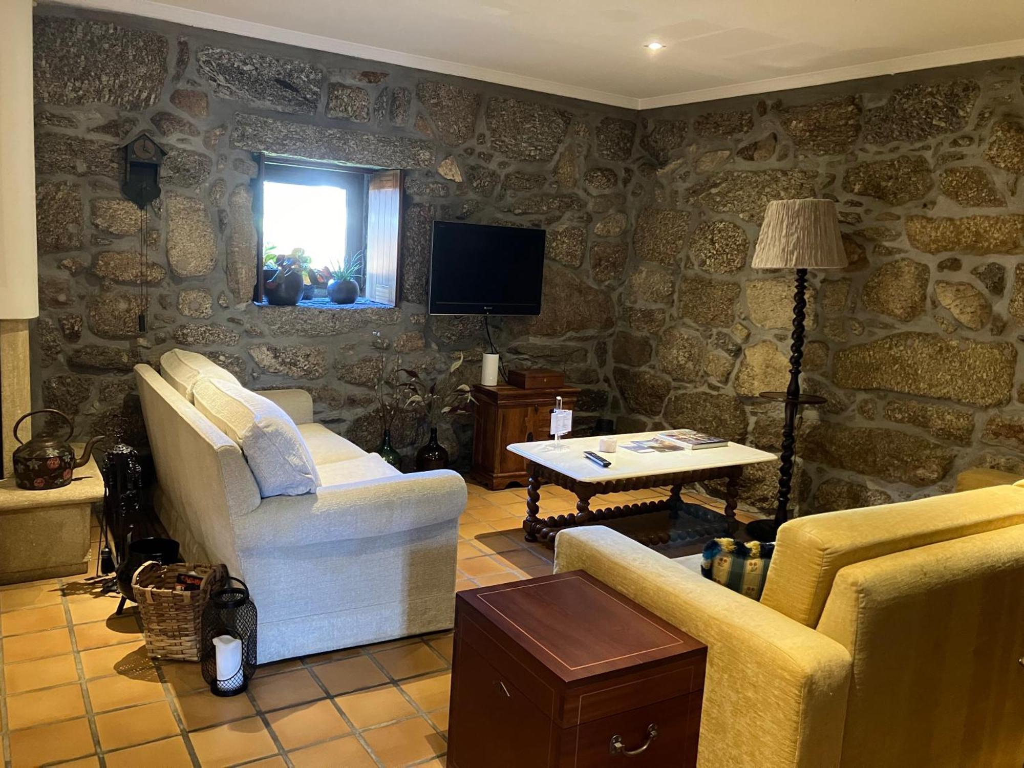 Bergui Guesthouse - Em Guimaraes Desde 2017 Guimarães Exterior foto