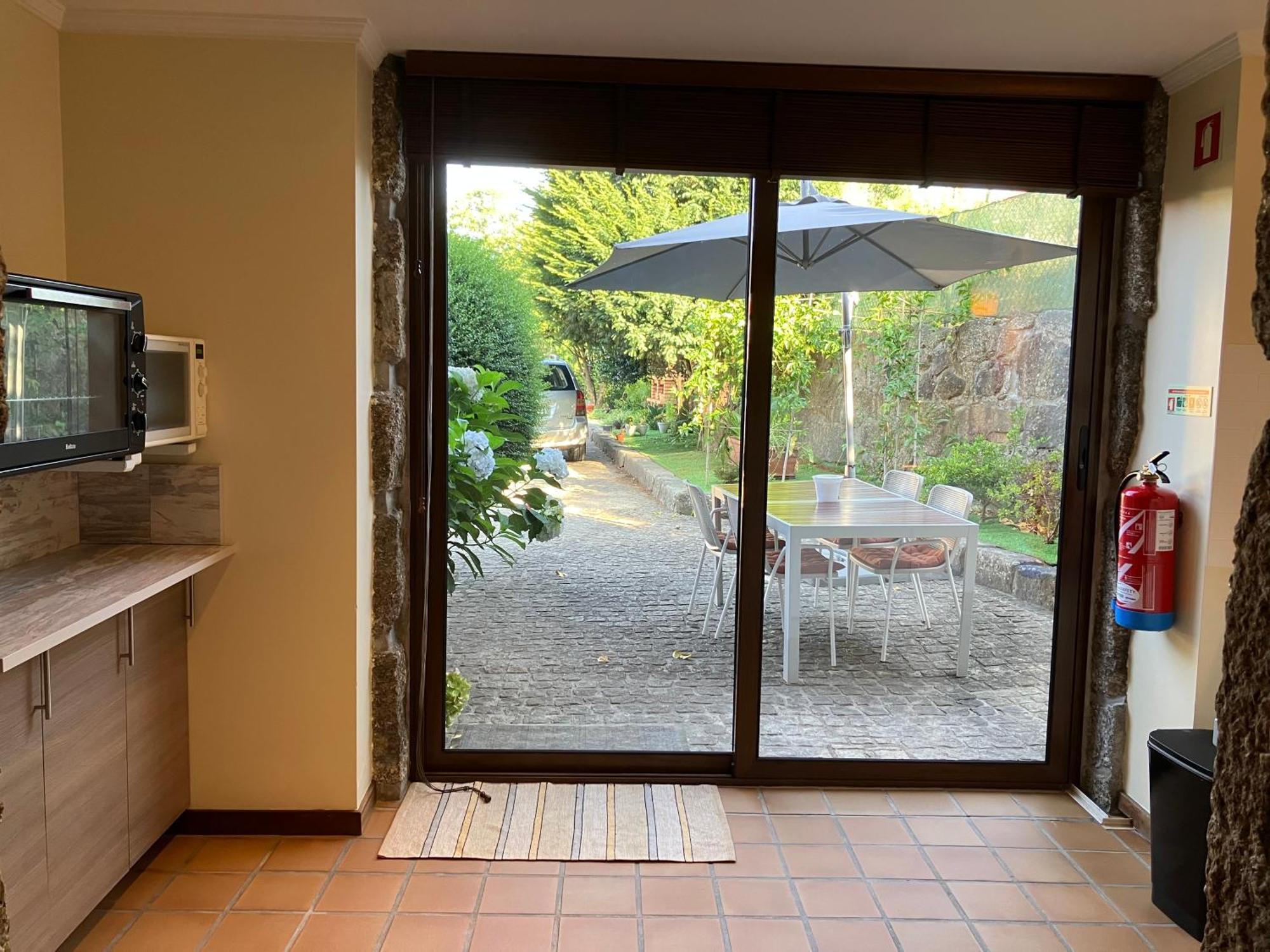 Bergui Guesthouse - Em Guimaraes Desde 2017 Guimarães Exterior foto