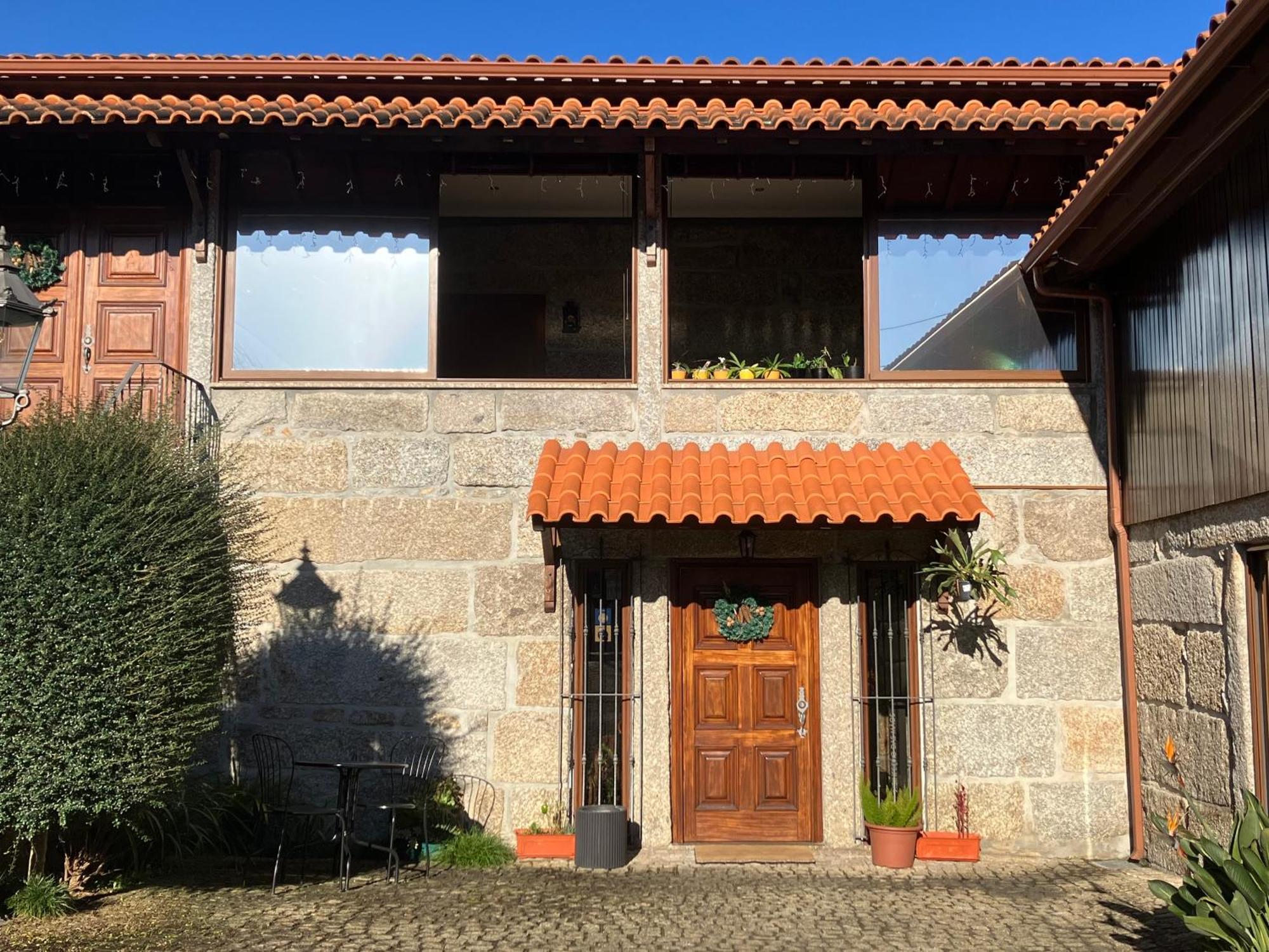 Bergui Guesthouse - Em Guimaraes Desde 2017 Guimarães Exterior foto